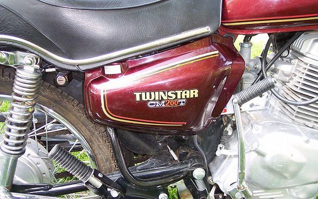 Honda twinstar red #6