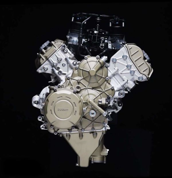 Ducati Stradale V4 engine