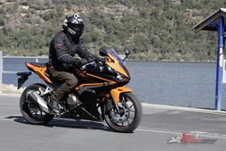 2016-Honda-CBR500R-Bike-Review-3.jpg