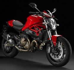 Ducati-Monster-821-Stripe-15--2.jpg