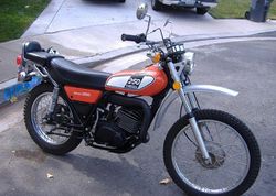 1975-Yamaha-DT250B-Orange-83-0.jpg