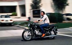 Steve-Jobs-BMW-R60-2.jpg
