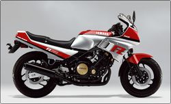 1985 Yamaha FZ750 profile