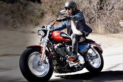 Harley-davidson-custom-h-d1-2011-2011-2.jpg
